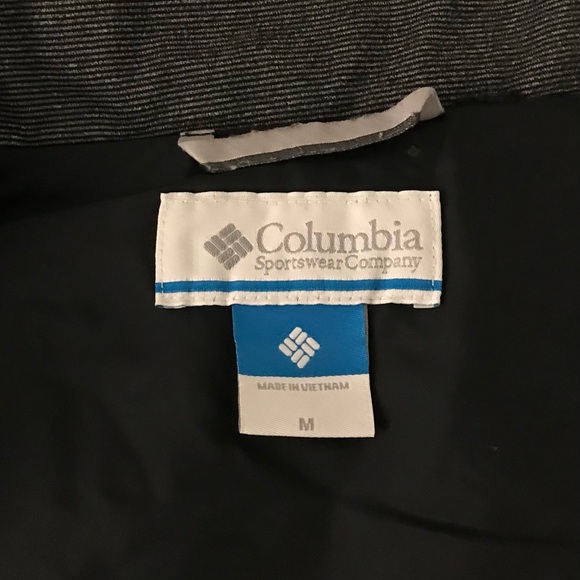 Columbia Women's M Charcoal Gray Zip Up Quilted Puffer Vest with pockets in EUC - Picture 15 of 16